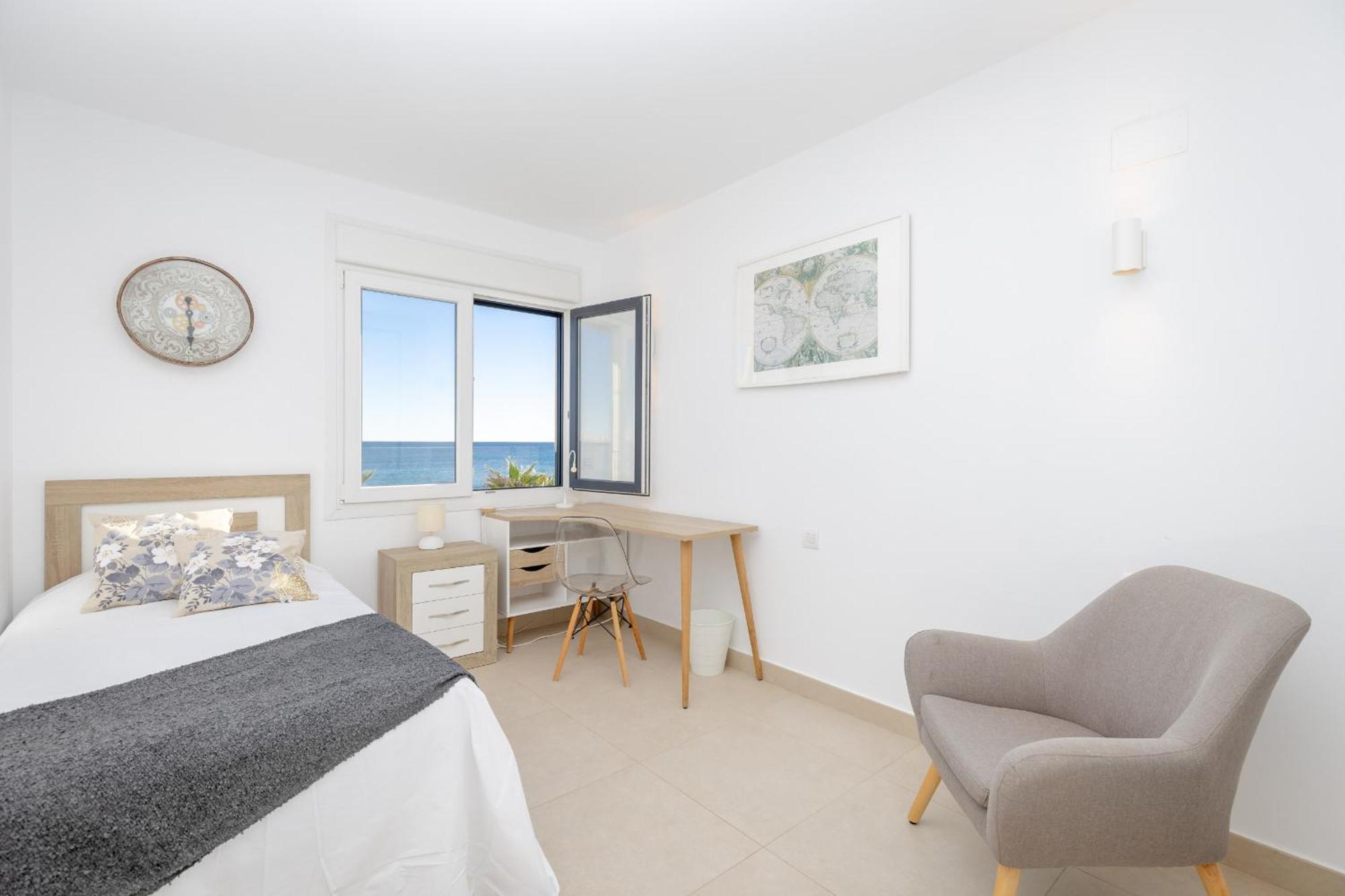 Fidalsa Paradise Sea Punta Prima 托雷维耶哈 外观 照片