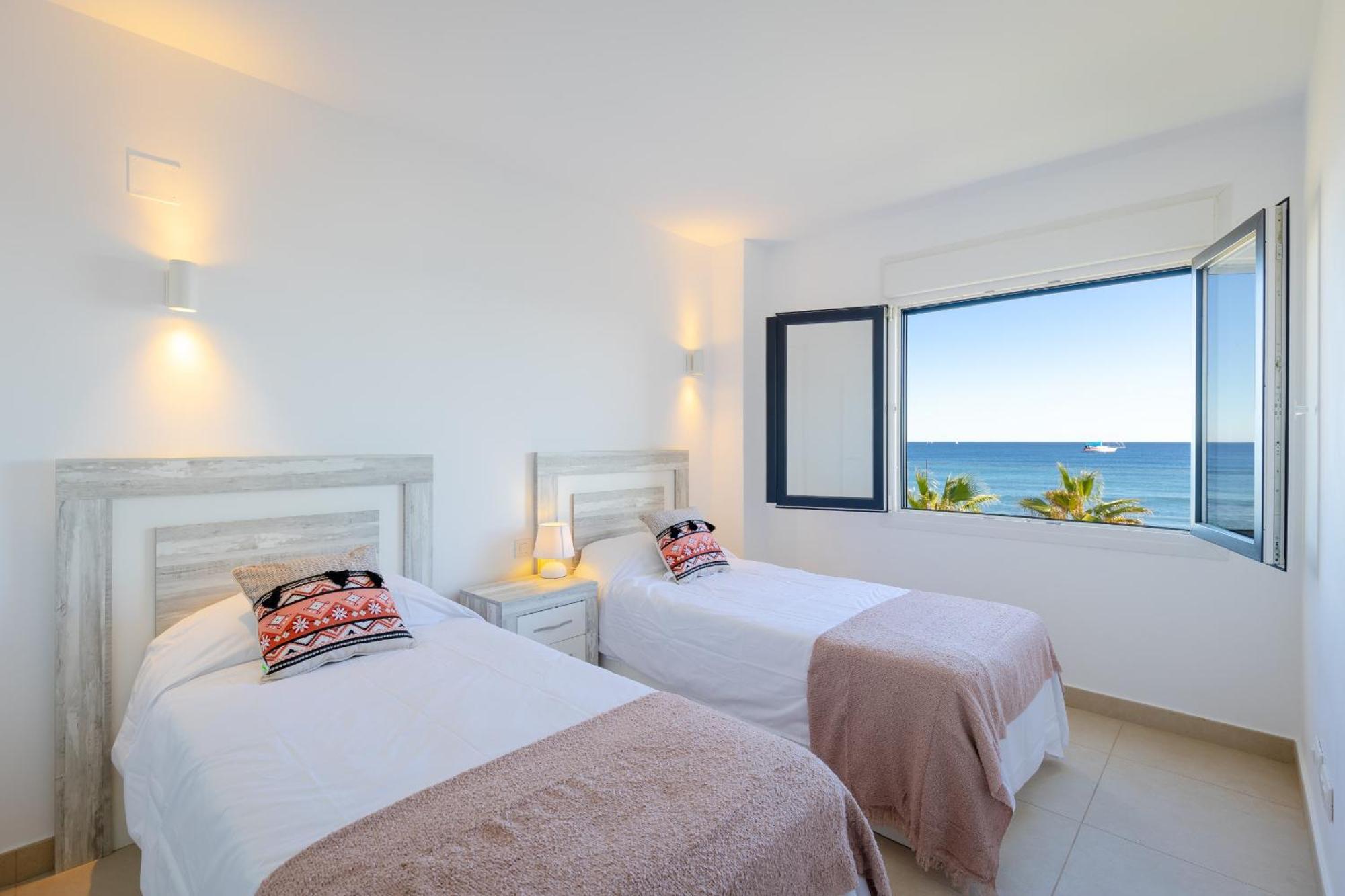 Fidalsa Paradise Sea Punta Prima 托雷维耶哈 外观 照片